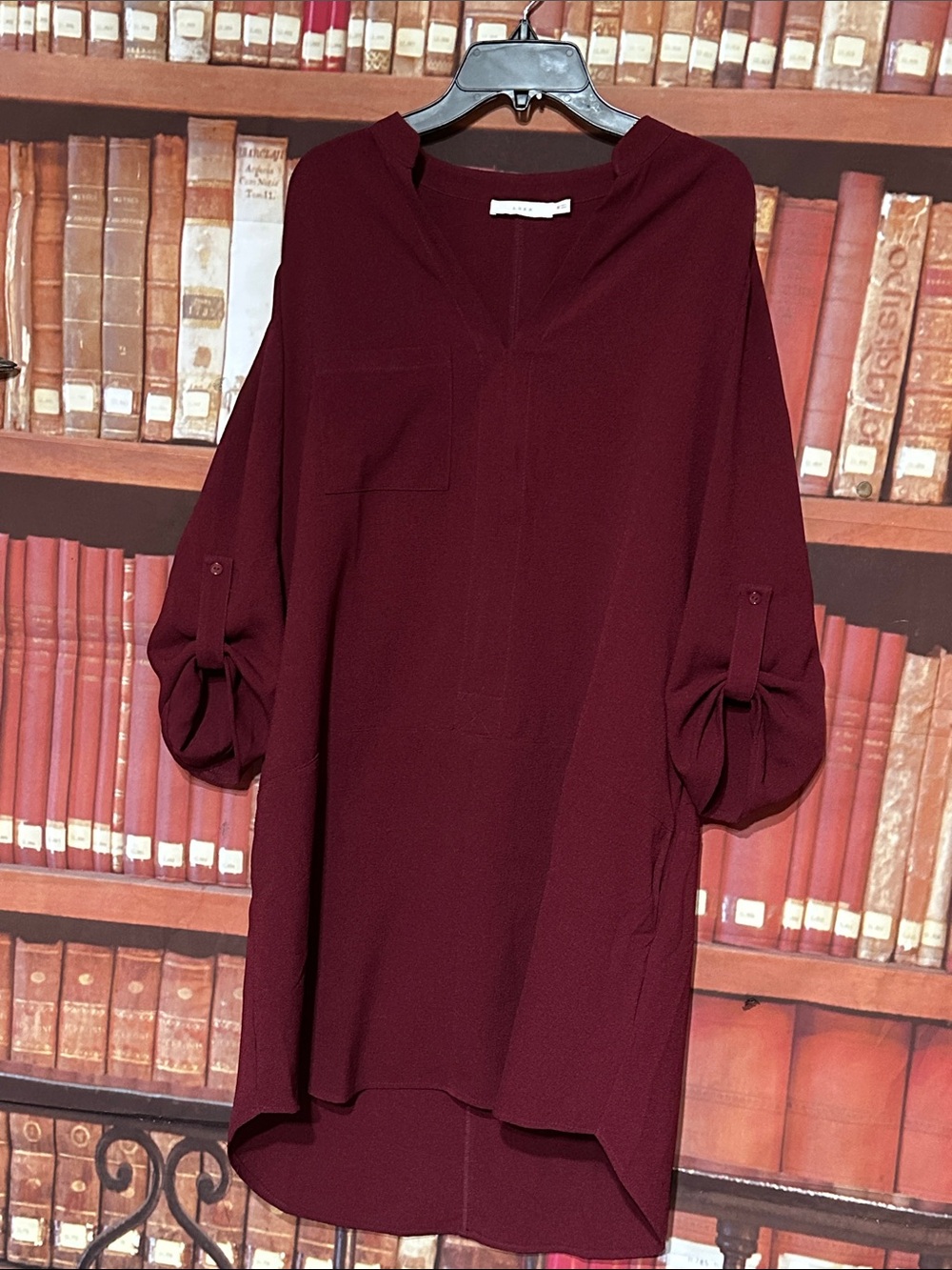 LUSH Cabernet Burgundy Shift Dress M Roll Tab Sleeve High Low DR94939-003